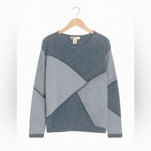 Dress barn Women's Vintage 18/20 blue patchwork sweater.  Excellent Condition